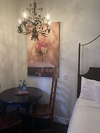 Bespoke Inn Scottsdale