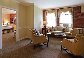 Cape Arundel Inn - Club House