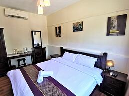 8 Boutique By The Sea