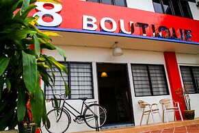 8 Boutique By The Sea
