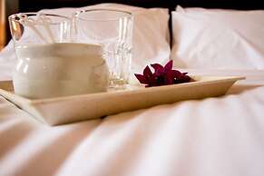 8 Boutique By The Sea