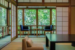 Tsukihitei Ryokan
