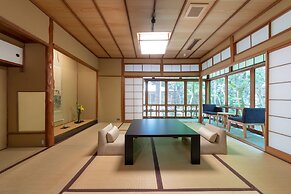 Tsukihitei Ryokan