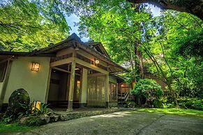 Tsukihitei Ryokan