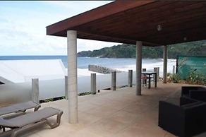 Pagua Bay House Oceanfront Cabanas