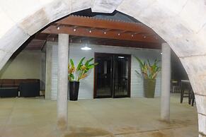 Pagua Bay House Oceanfront Cabanas