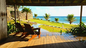 Pagua Bay House Oceanfront Cabanas