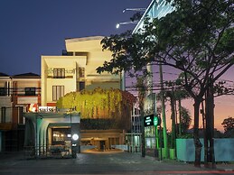 Swiss-Belhotel Rainforest