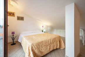 Follonica Apartments