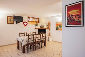 Follonica Apartments