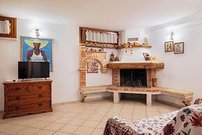 Follonica Apartments