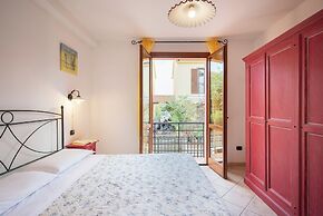 Follonica Apartments