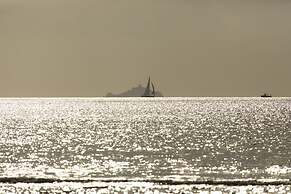 Follonica Apartments