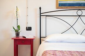 Follonica Apartments