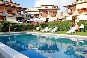 Follonica Apartments