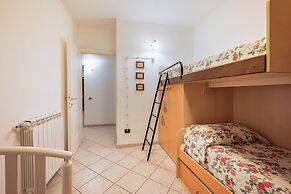 Follonica Apartments