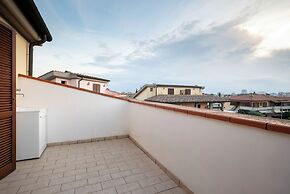 Follonica Apartments