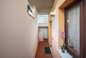 Follonica Apartments