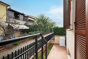 Follonica Apartments