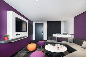Alt Hotel Halifax Airport - In Terminal
