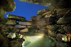 Banyan Tree Tengchong