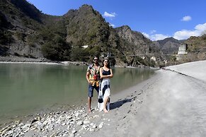 Raga on the Ganges