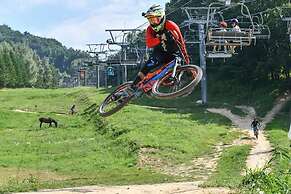 Mona Yongpyong Tower Condominium