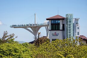 Mona Yongpyong Tower Condominium