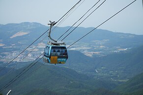 Mona Yongpyong Tower Condominium