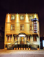 Praga Hotel
