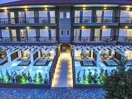 Royal Hotel and Suites