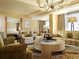 Hotel Tentrem Yogyakarta