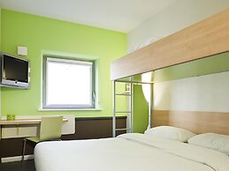 ibis budget Leeds Centre Royal Armouries Museum