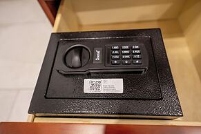 Laguna Shores Resort