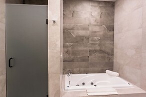 Laguna Shores Resort