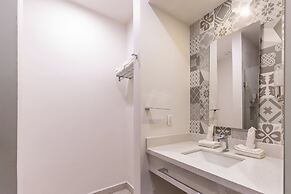 Laguna Shores Resort