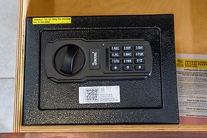 Laguna Shores Resort