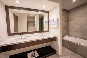 Laguna Shores Resort