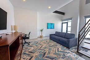 Laguna Shores Resort