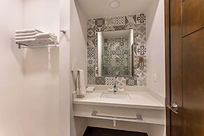 Laguna Shores Resort