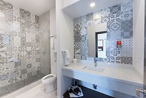 Laguna Shores Resort