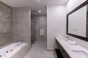 Laguna Shores Resort