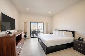 Laguna Shores Resort