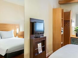 ibis Izmir Alsancak