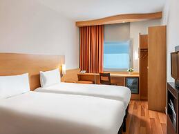 ibis Izmir Alsancak