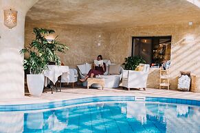 Cnaan Village - Boutique and Spa Villa