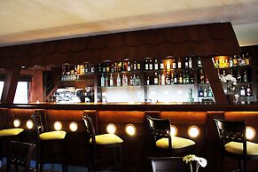 Ararat Hotel