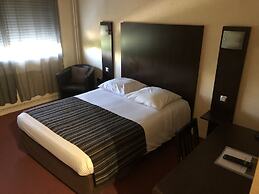 Adonis Lyon Est Hôtel Artys