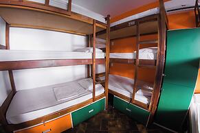 Bamboo Rio Hostel