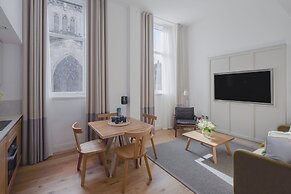 Cheval Old Town Chambers